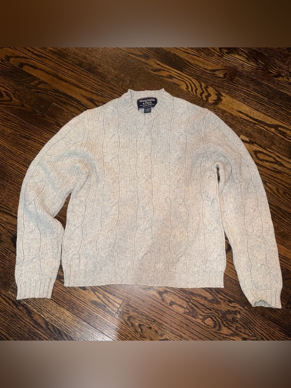 Vintage Abercrombie & Fitch Gray Cable Knit V-Neck Sweater